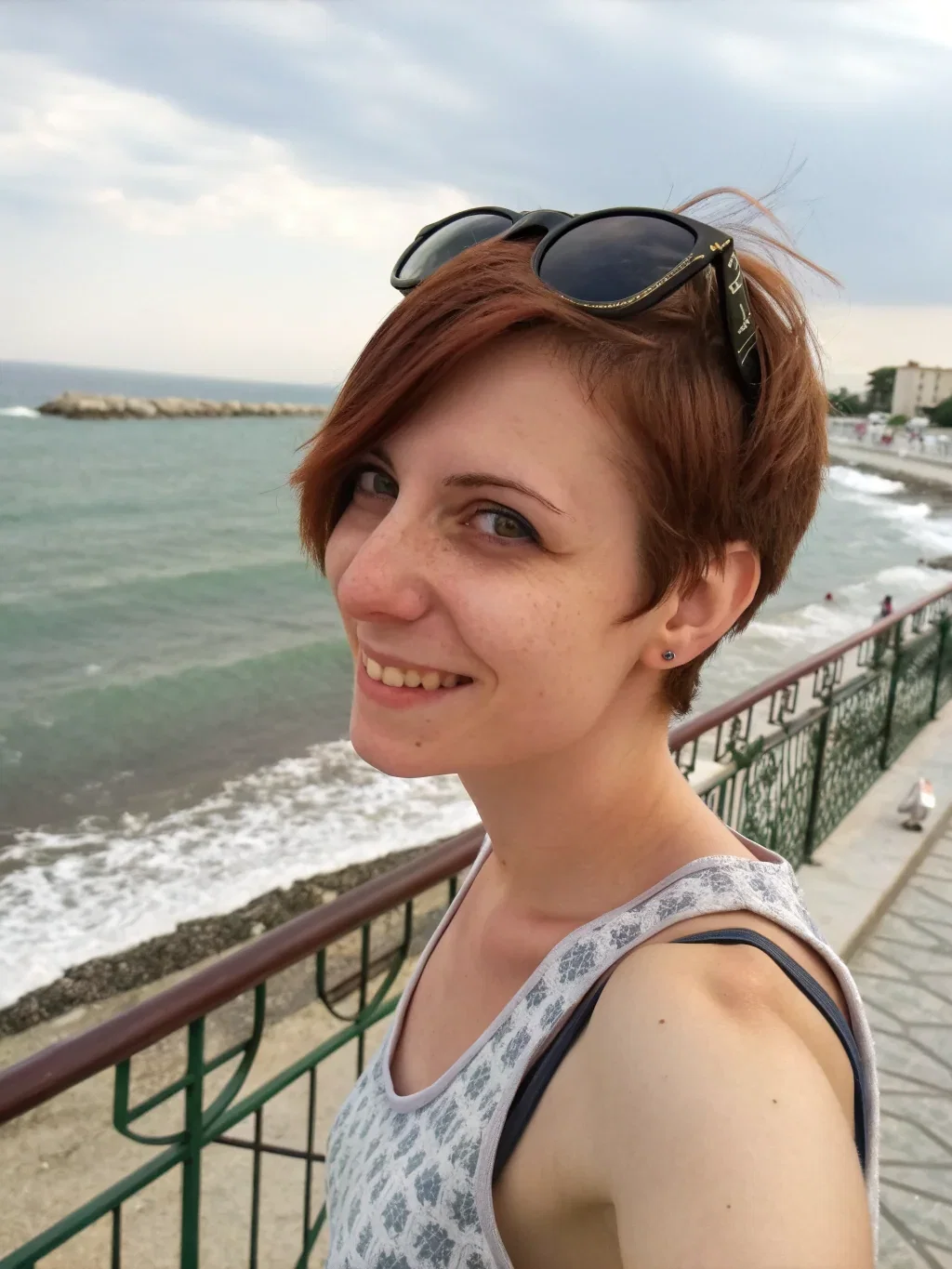 Inès